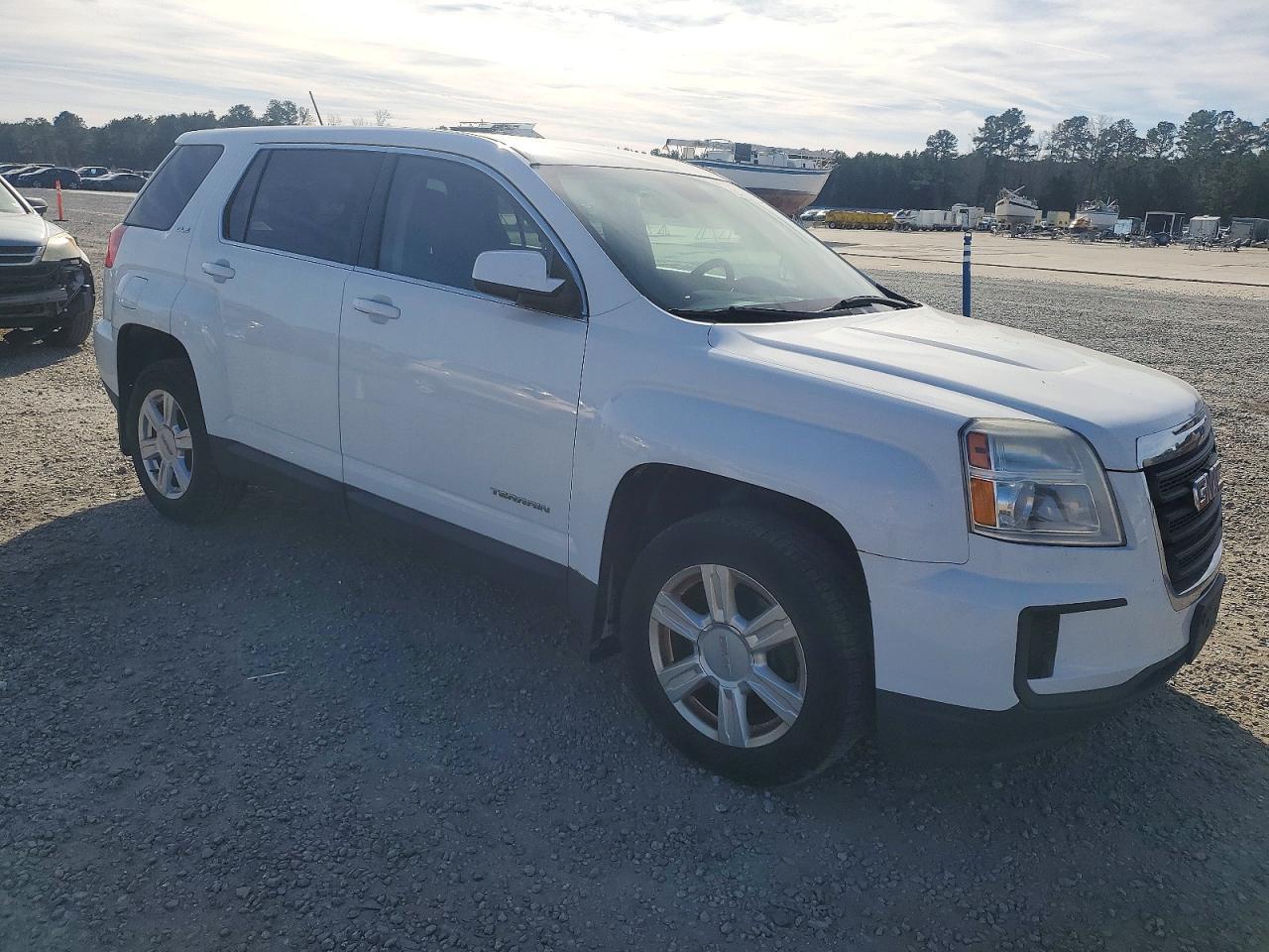 2016 GMC Terrain Sle - Image 4