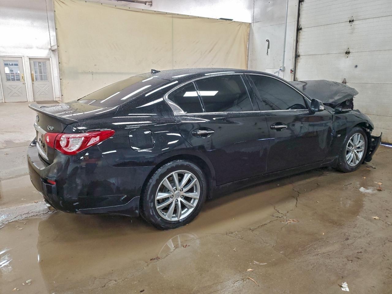 2015 Infiniti Q50 Base - Фото 3