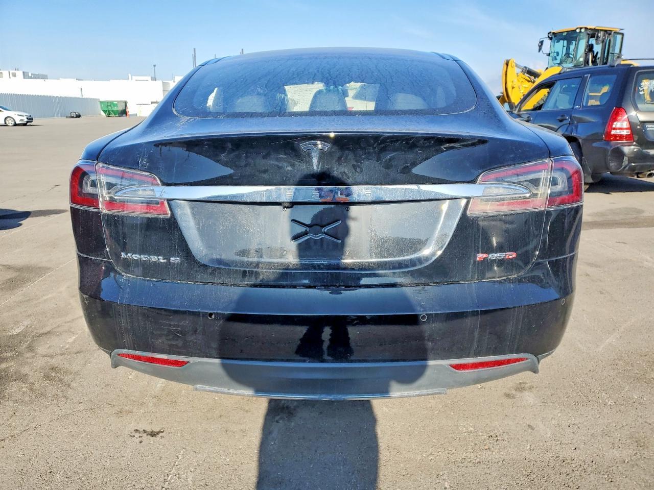 2015 Tesla Model S P85D - Image 6