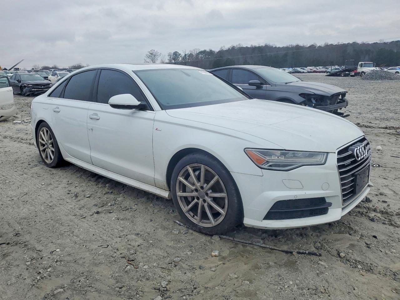 2018 Audi A6 Premium Plus - Image 4