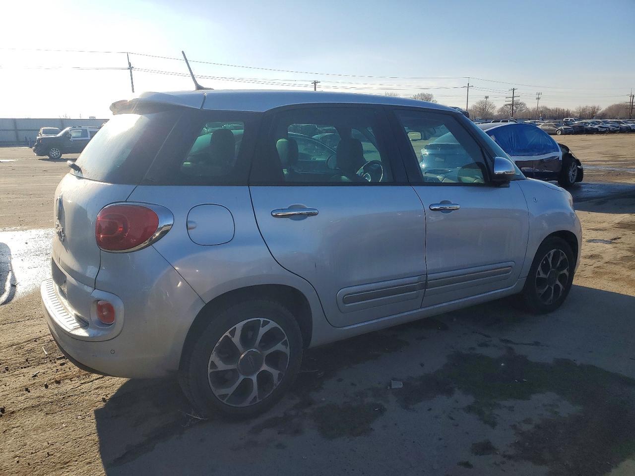 2014 Fiat 500 - Image 3
