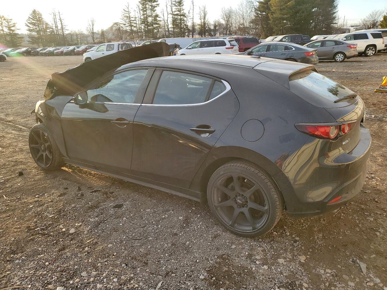 2019 Mazda 3 Preferred - Фото 2