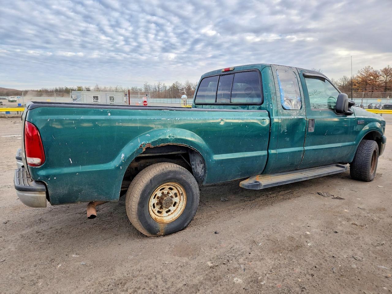 2000 Ford F250 Super Duty - Image 3