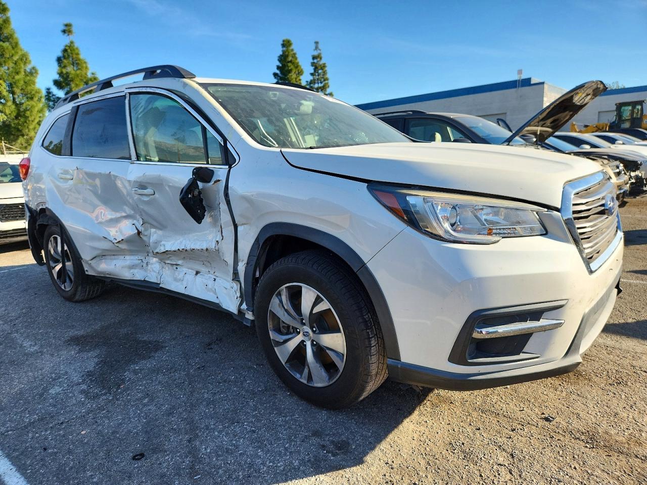 2020 Subaru Ascent Premium - Фото 4