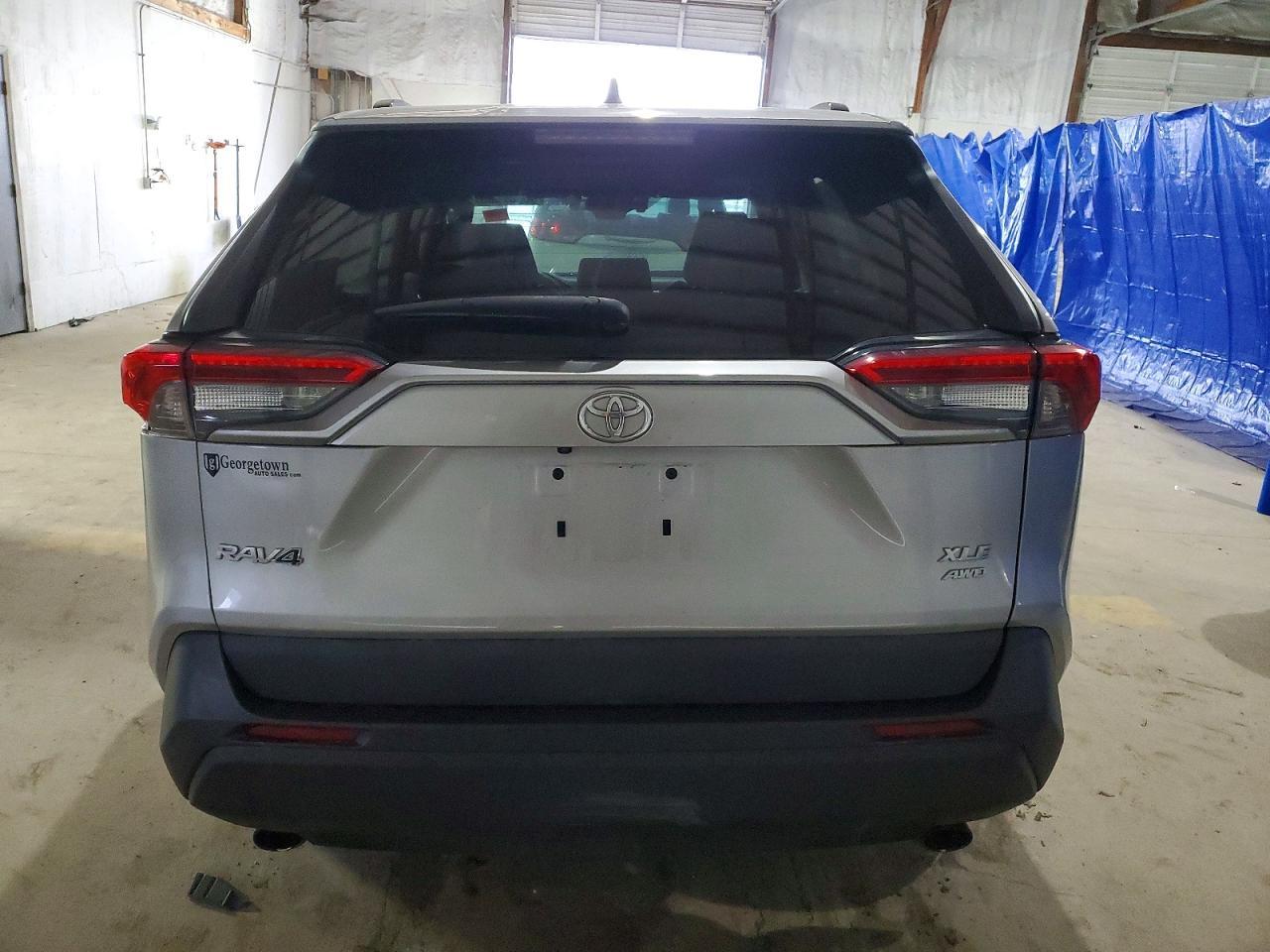 2020 Toyota Rav4 Xle - Фото 6