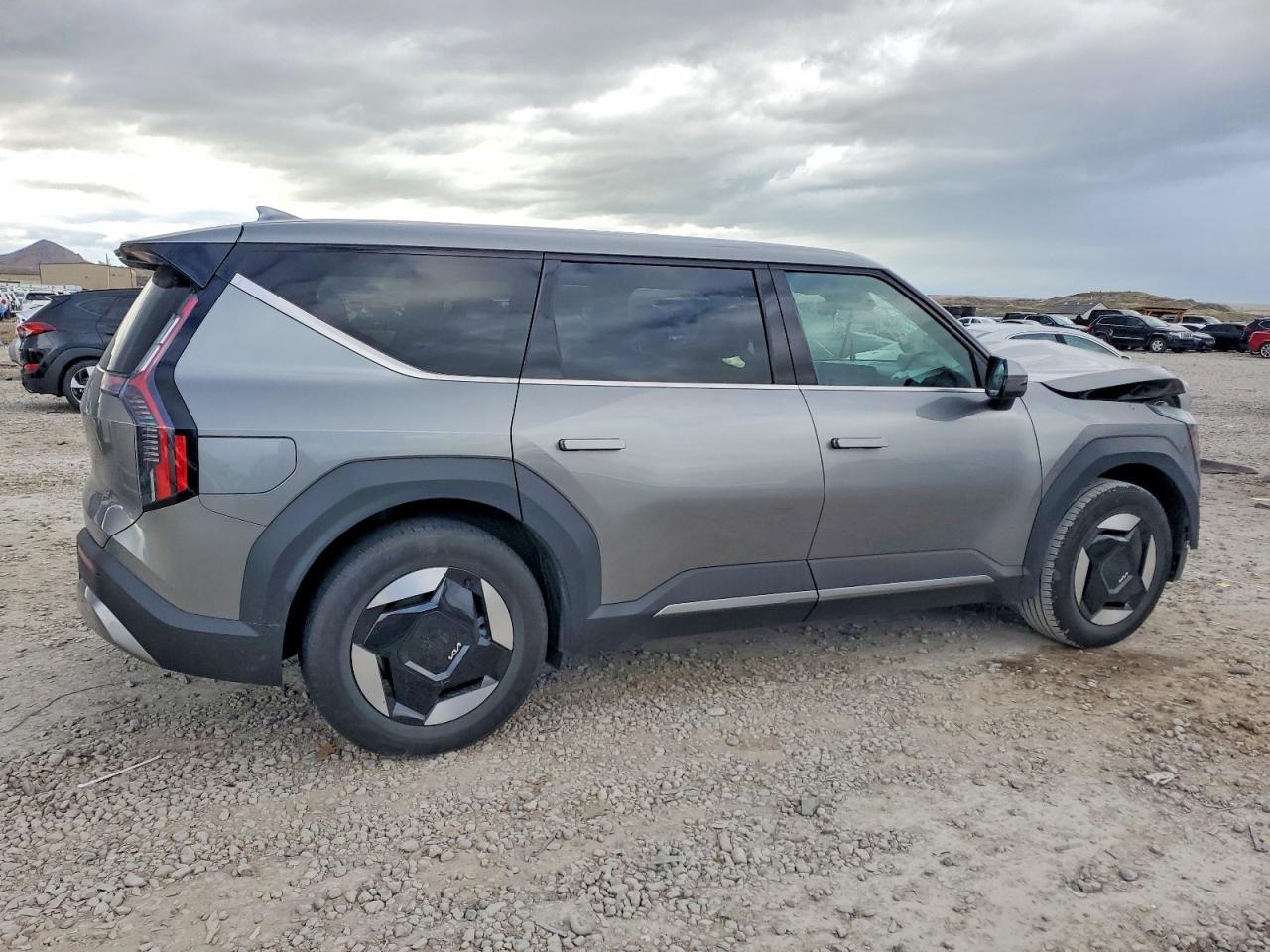 2024 Kia Ev9 Light - Фото 3