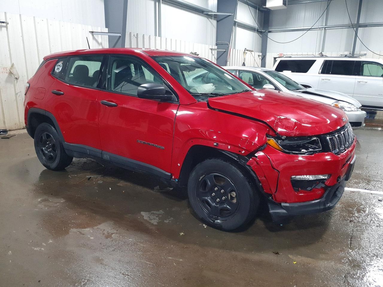 2017 Jeep Compass Sport - Фото 4
