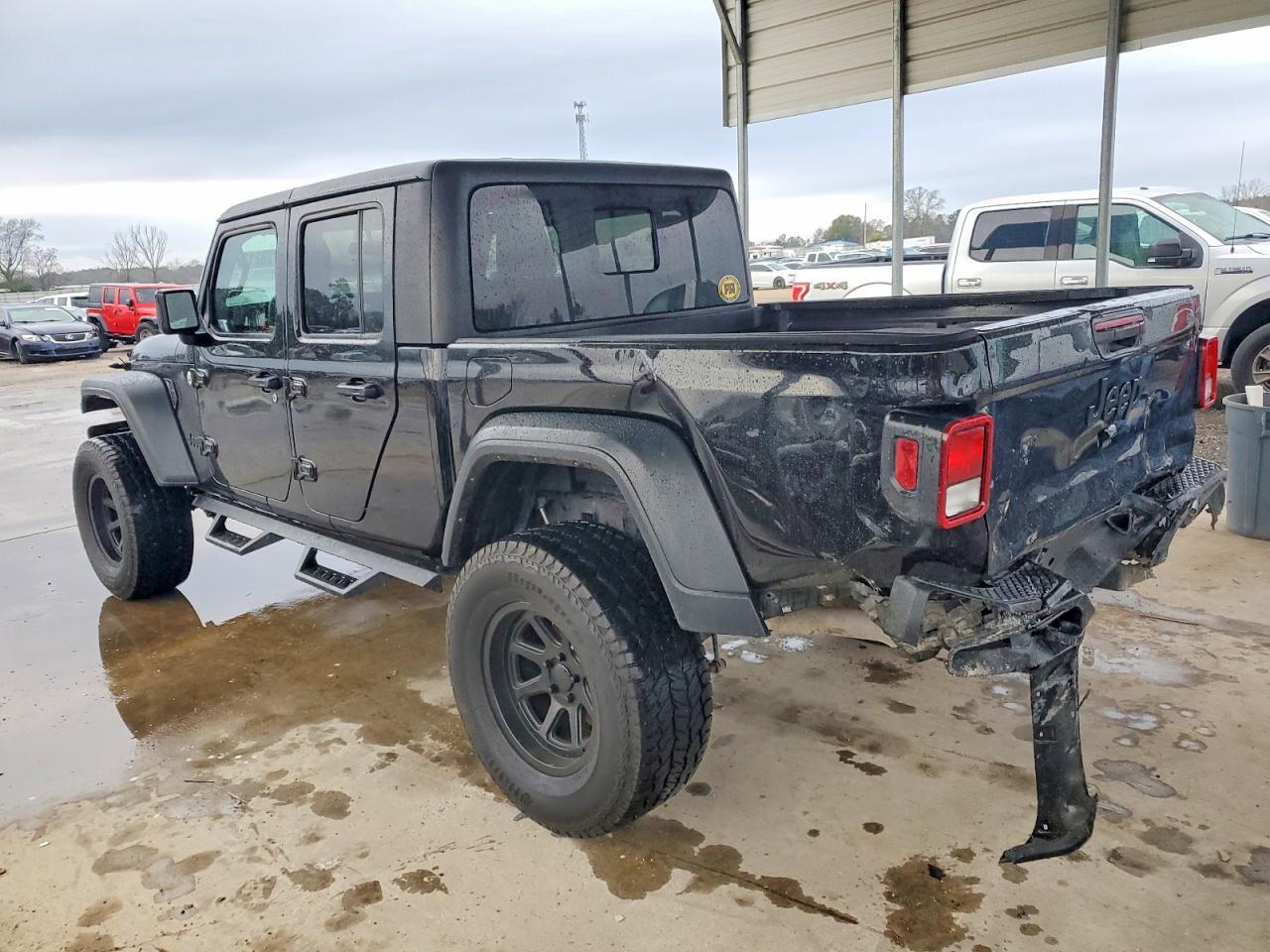 2021 Jeep Gladiator Sport - Фото 2