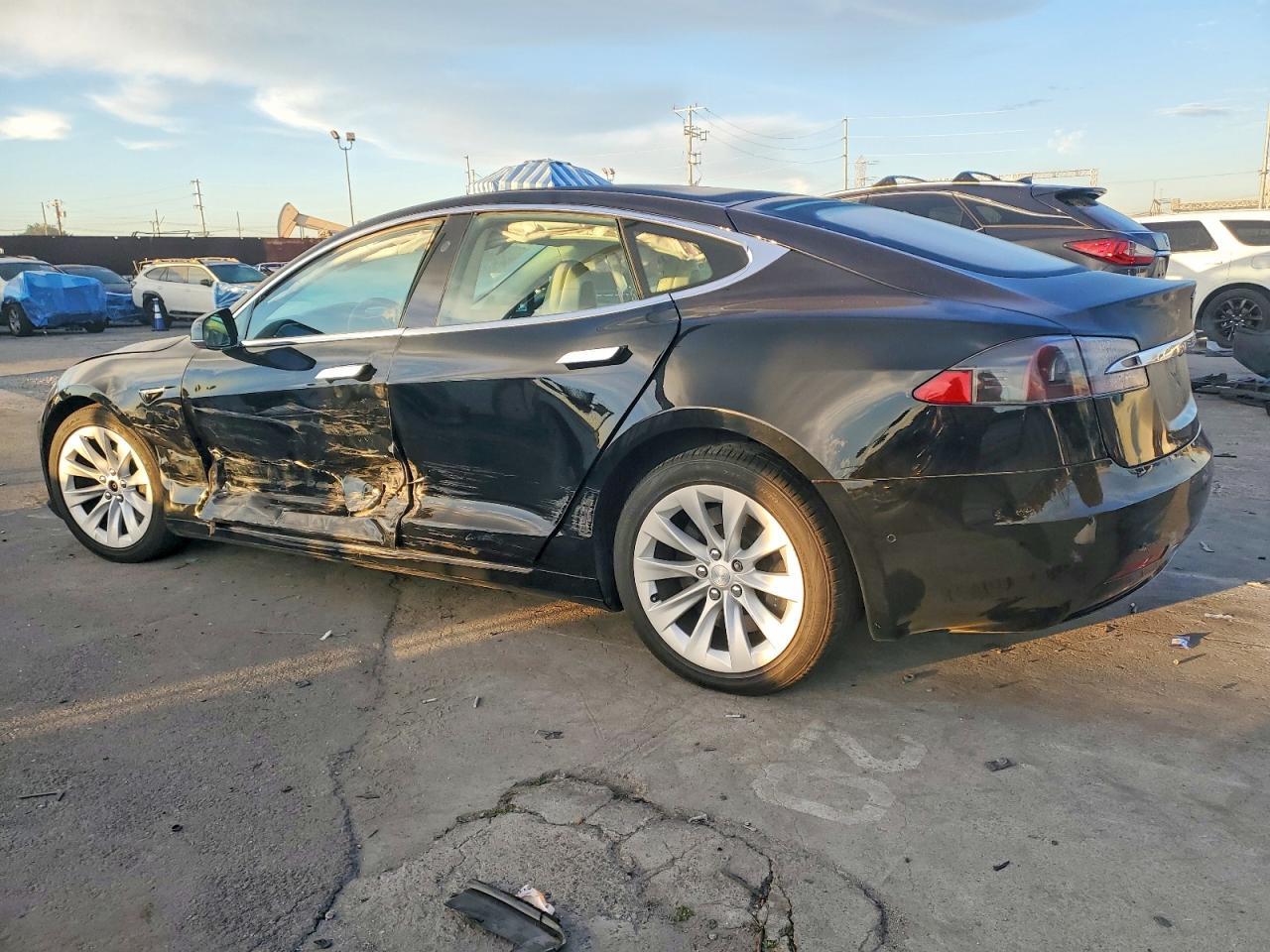 2018 Tesla Model S - Image 2