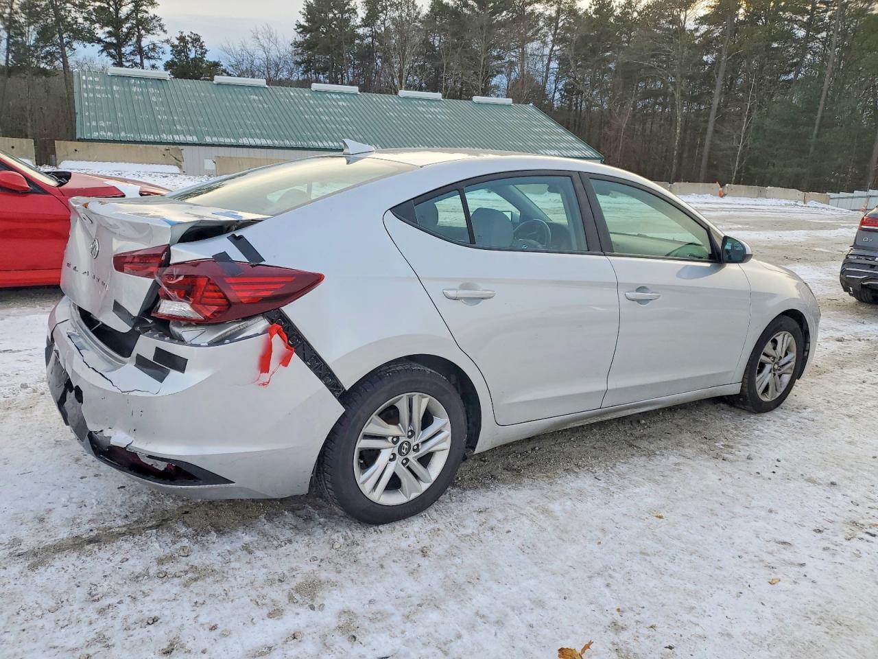2019 Hyundai Elantra Sel - Фото 3