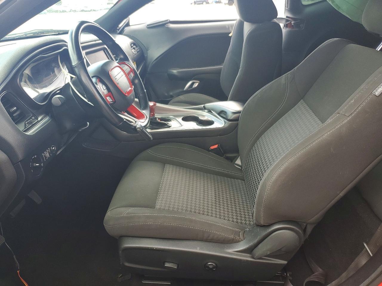 2021 Dodge Challenger Sxt - Фото 7