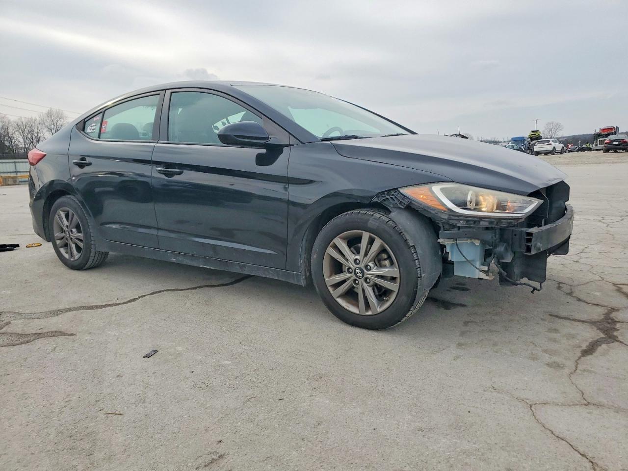 2017 Hyundai Elantra Se - Фото 4