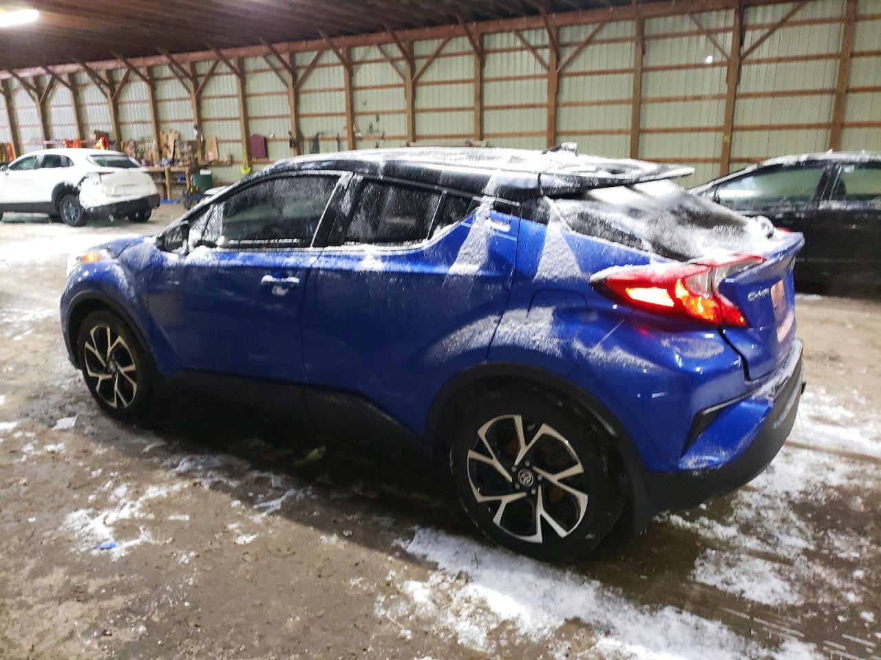 2021 Toyota C-Hr Xle - Фото 2
