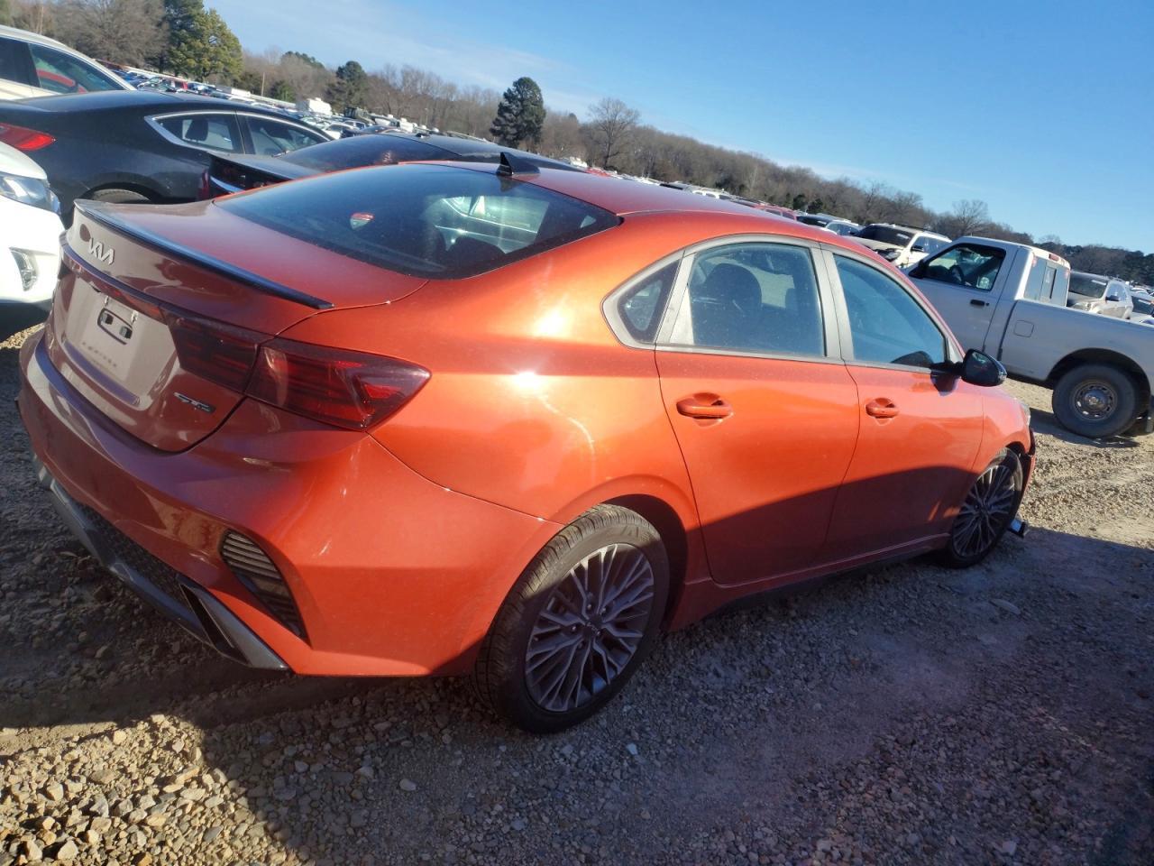 2023 Kia Forte Gt Line - Image 3