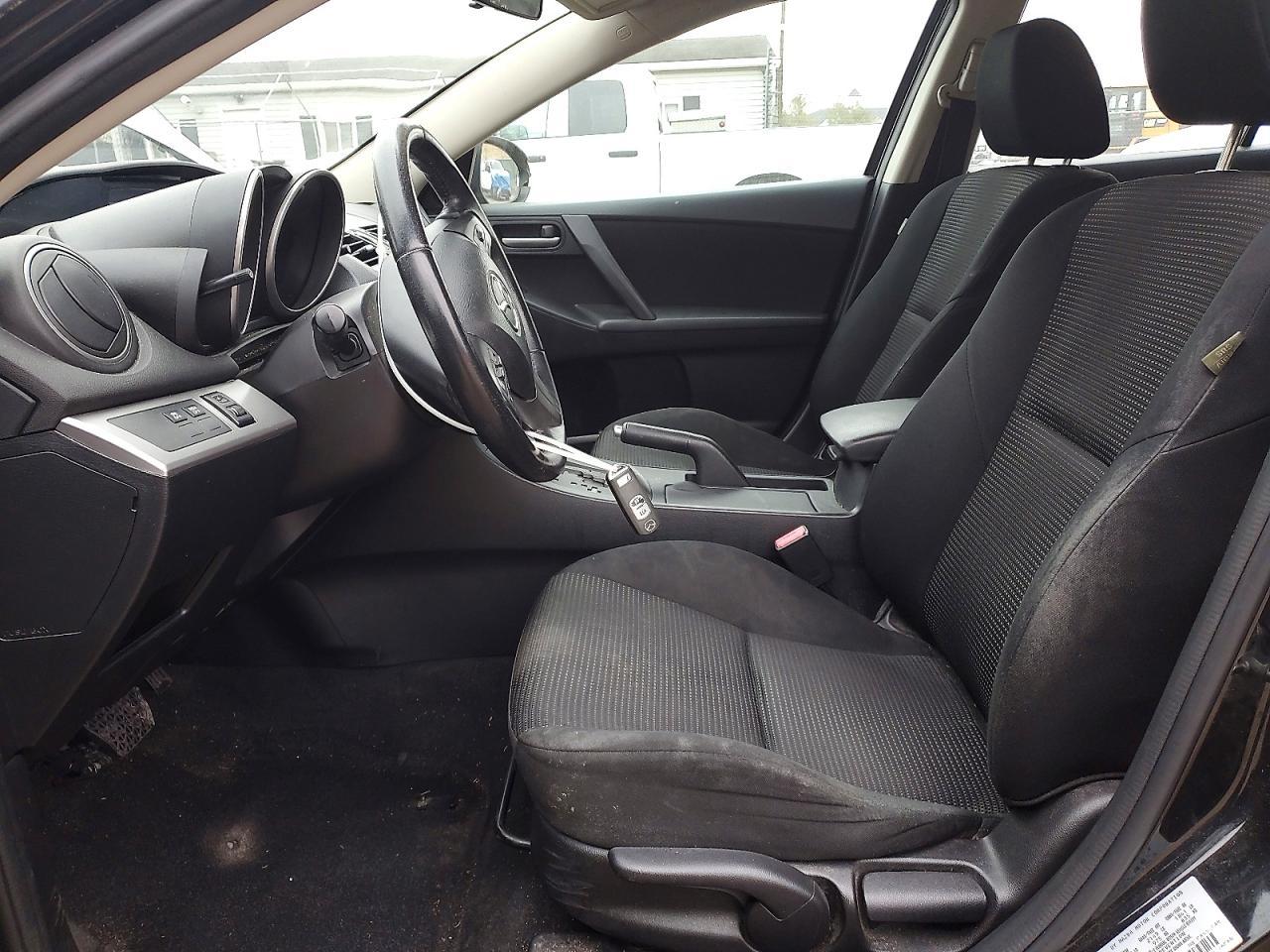 2013 Mazda 3 I - Image 7