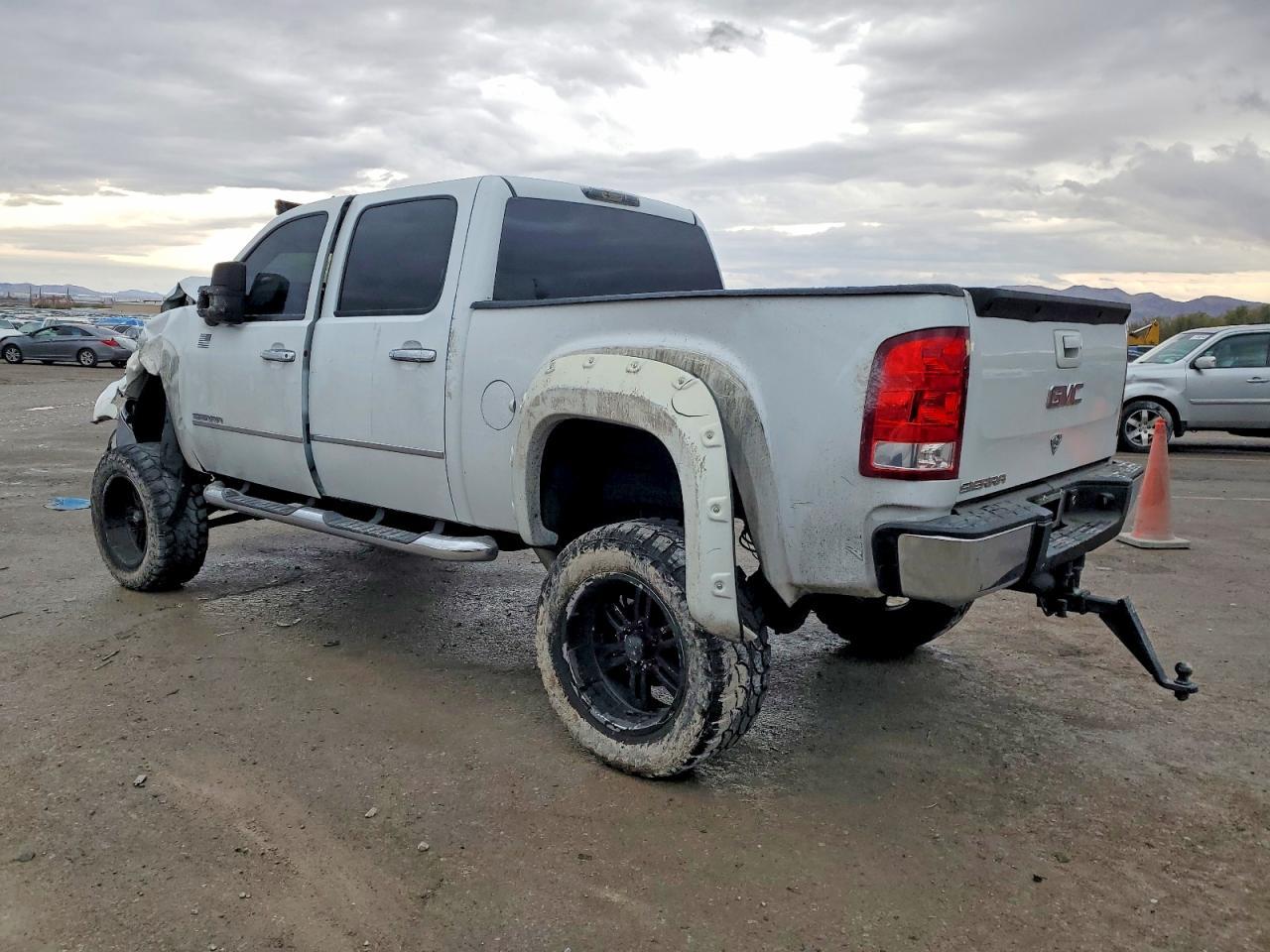 2007 GMC New Sierra C1500 - Фото 2