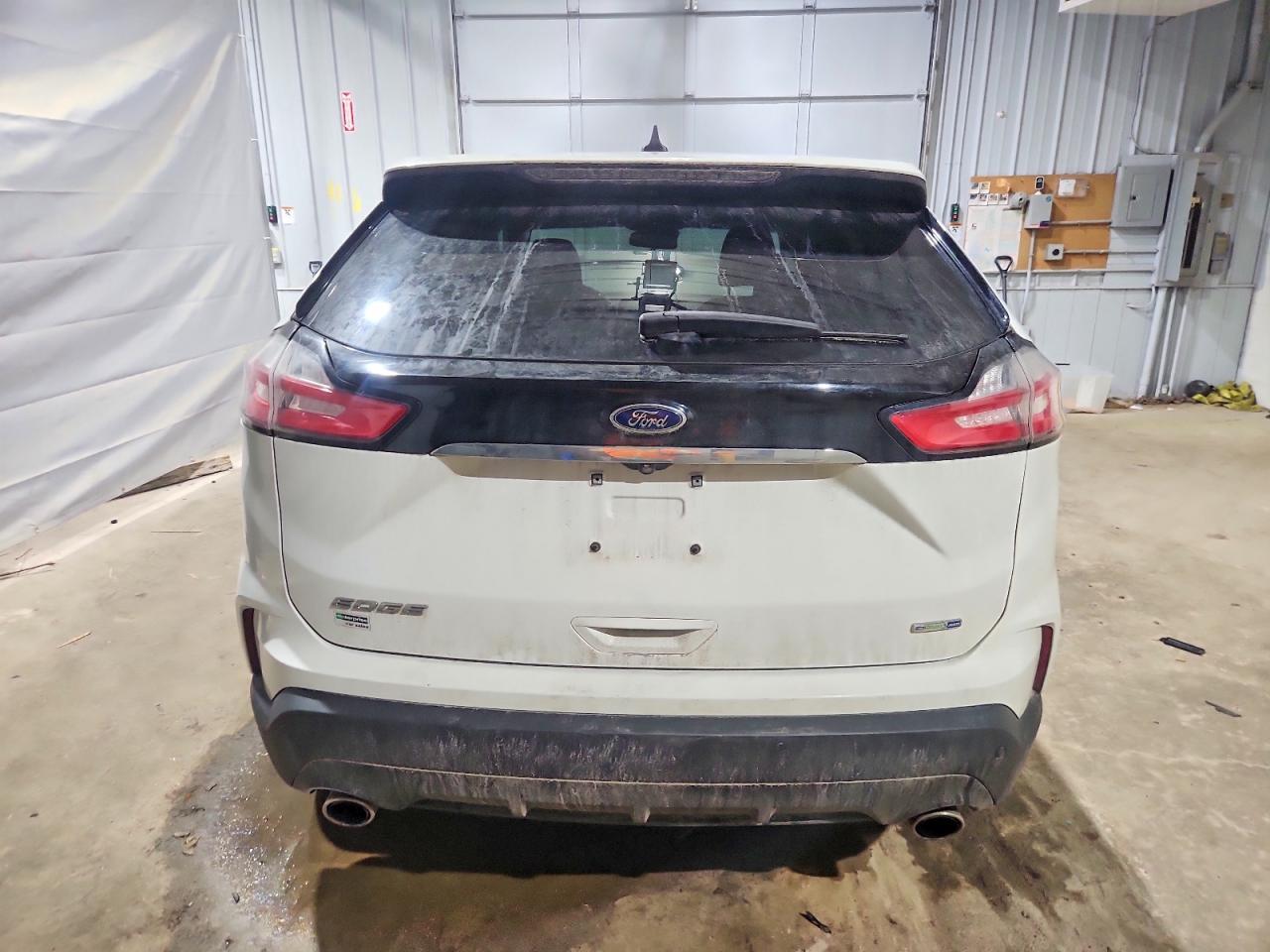 2020 Ford Edge Se - Image 6