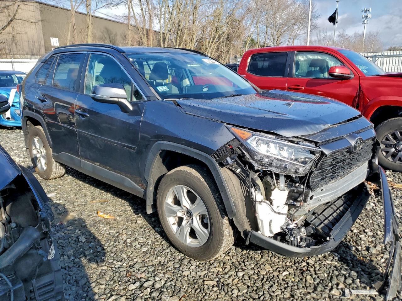 2021 Toyota Rav4 Xle - Фото 4