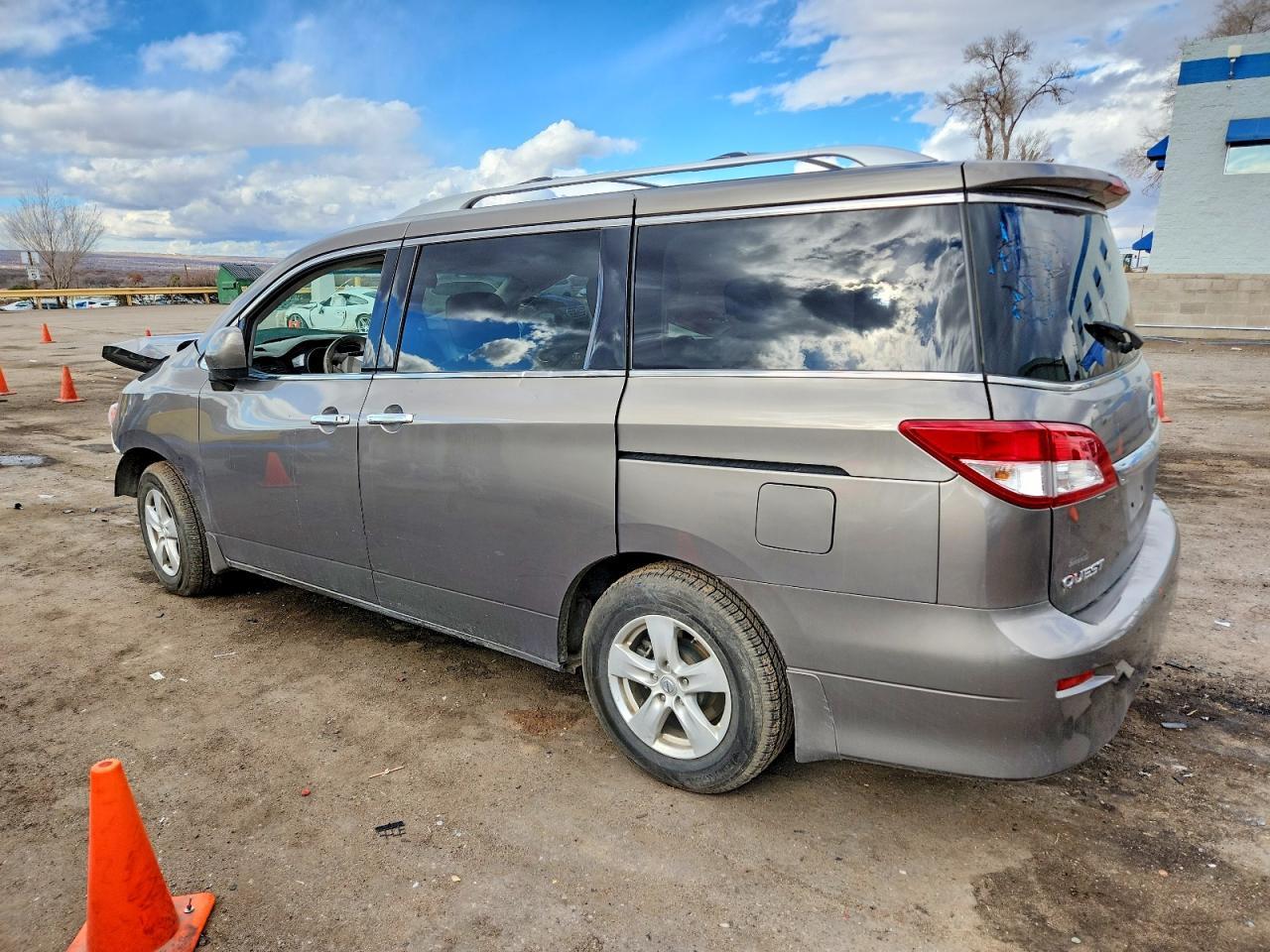 2016 Nissan Quest 3.5 Sv - Фото 2