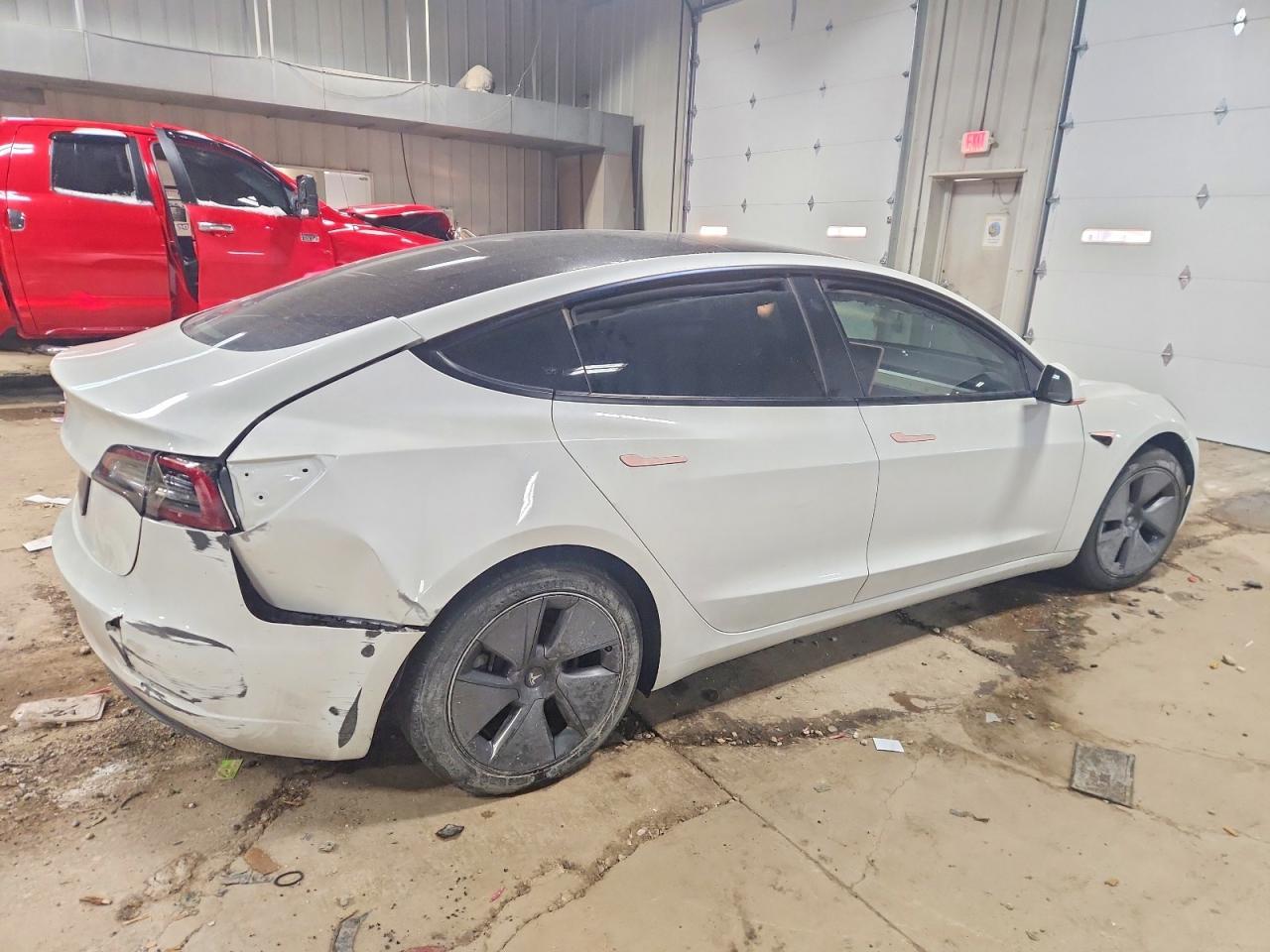 2023 Tesla Model 3 - Image 3