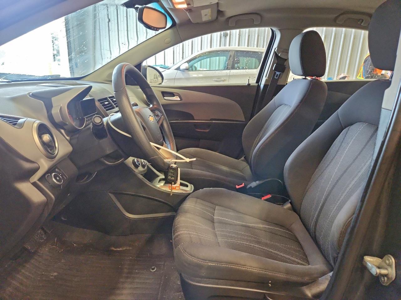 2014 Chevrolet Sonic Lt - Фото 7