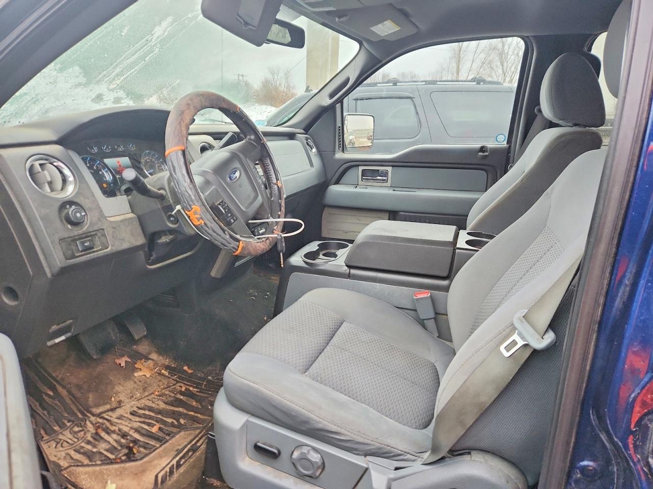 2011 Ford F150 Supercrew - Image 7