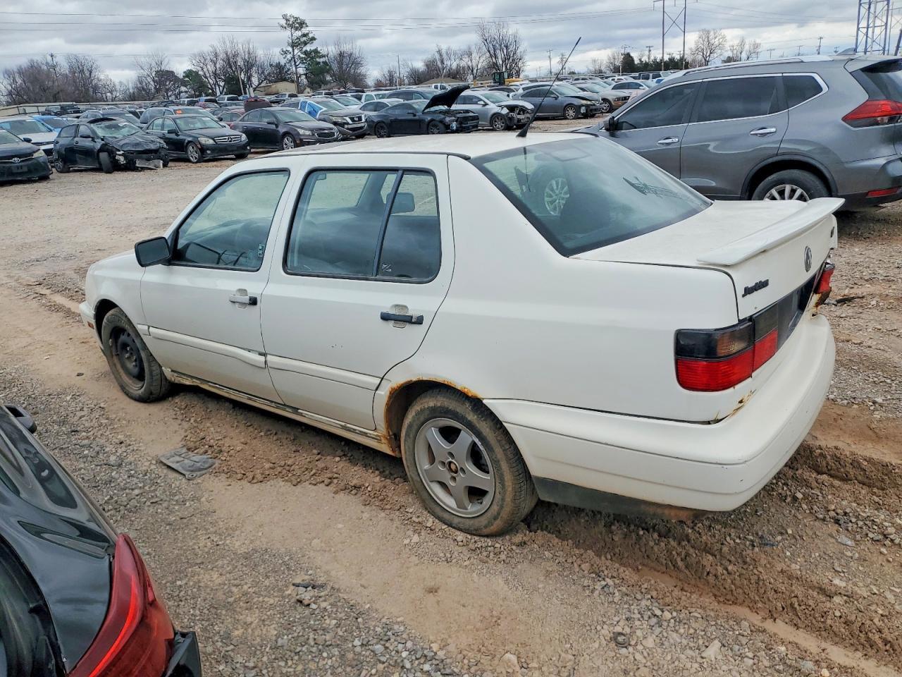 1998 Volkswagen Jetta Gt - Image 2