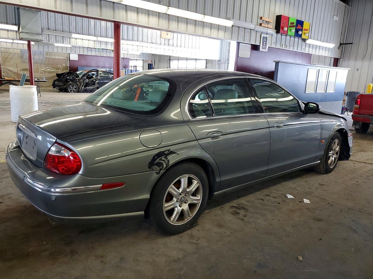 2003 Jaguar S-Type - Image 3
