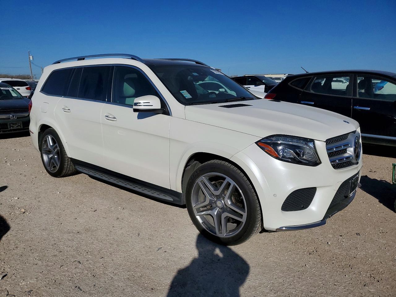 2017 Mercedes-Benz Gls 550 4Matic - Фото 4