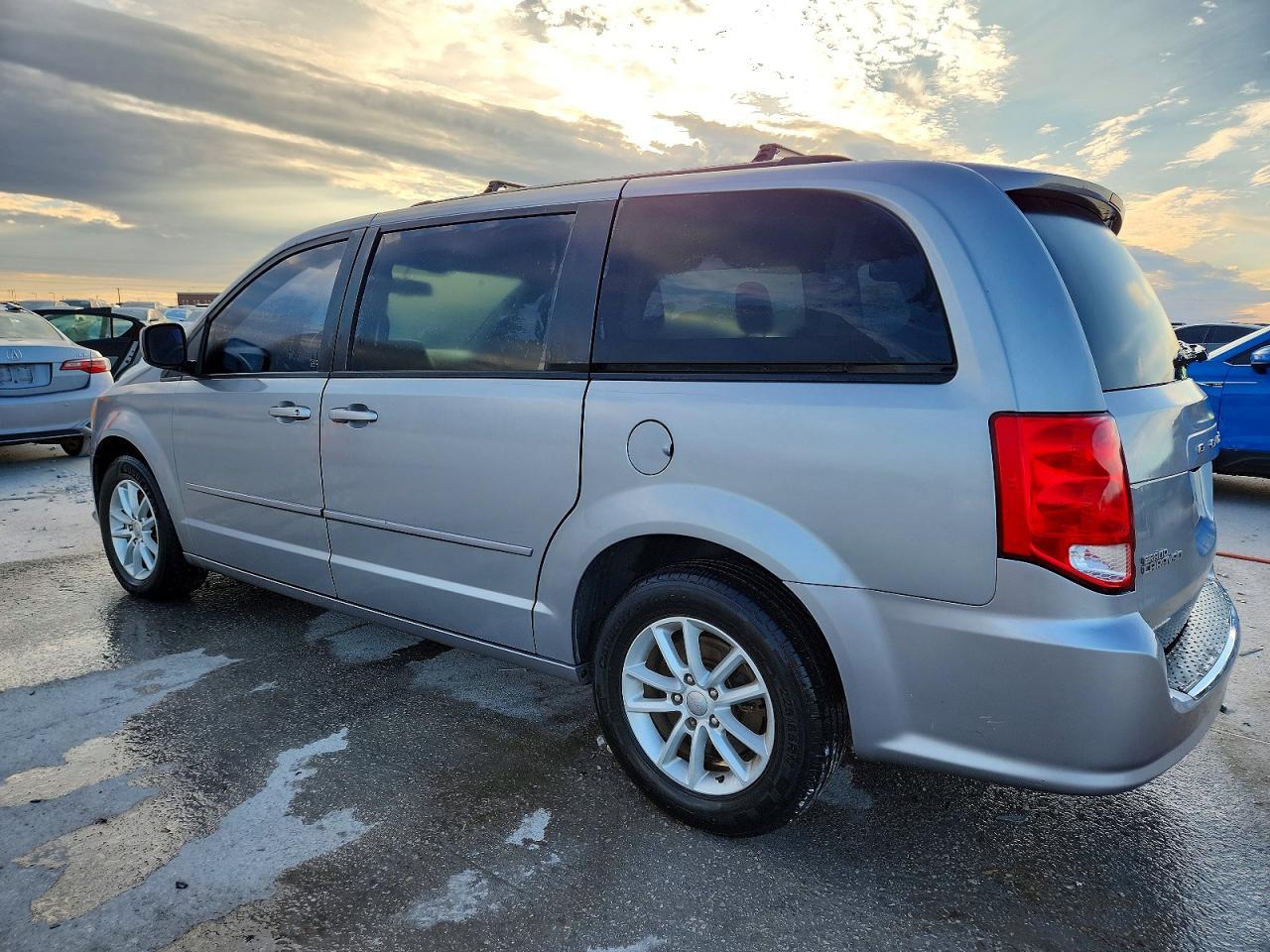 2014 Dodge Grand Caravan Sxt - Фото 2