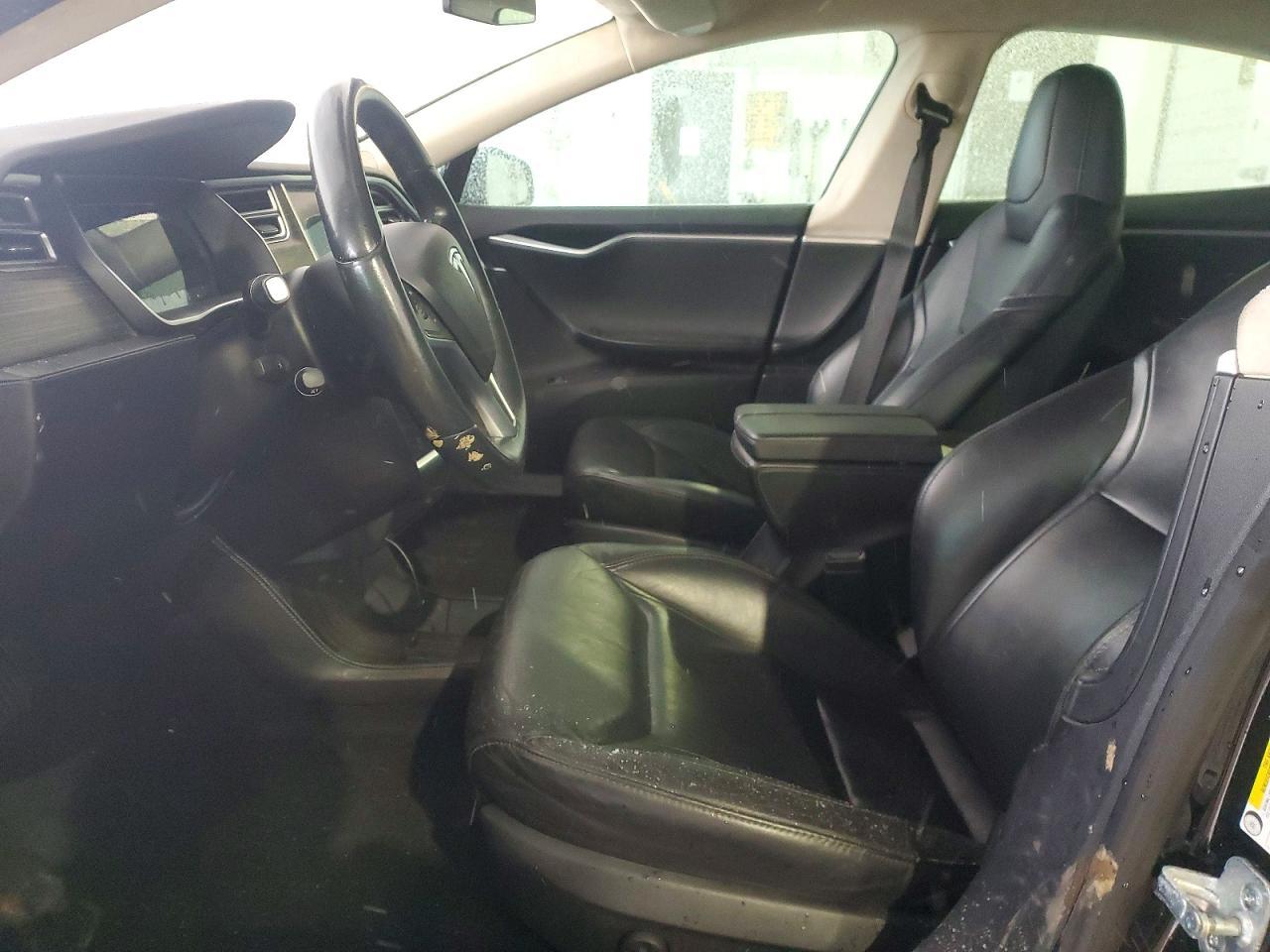 2015 Tesla Model S - Фото 7