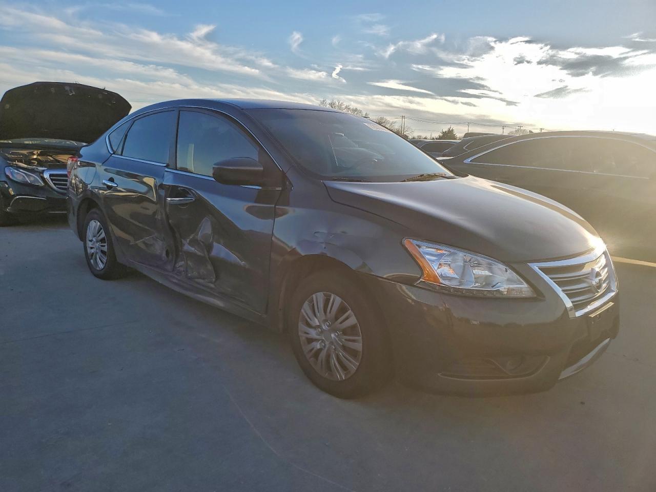 2014 Nissan Sentra S - Фото 4