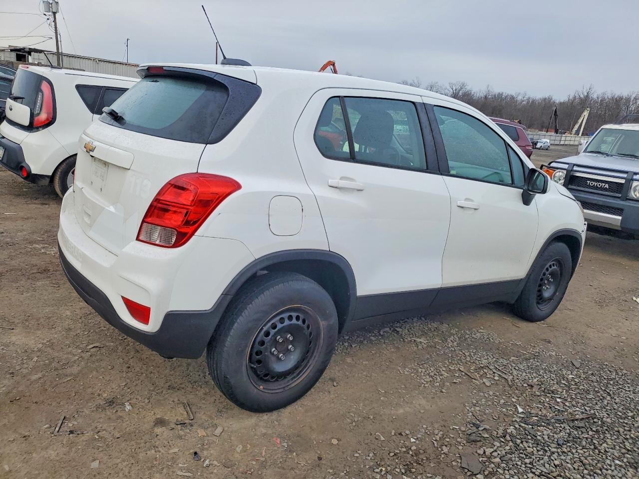 2018 Chevrolet Trax Ls - Фото 3