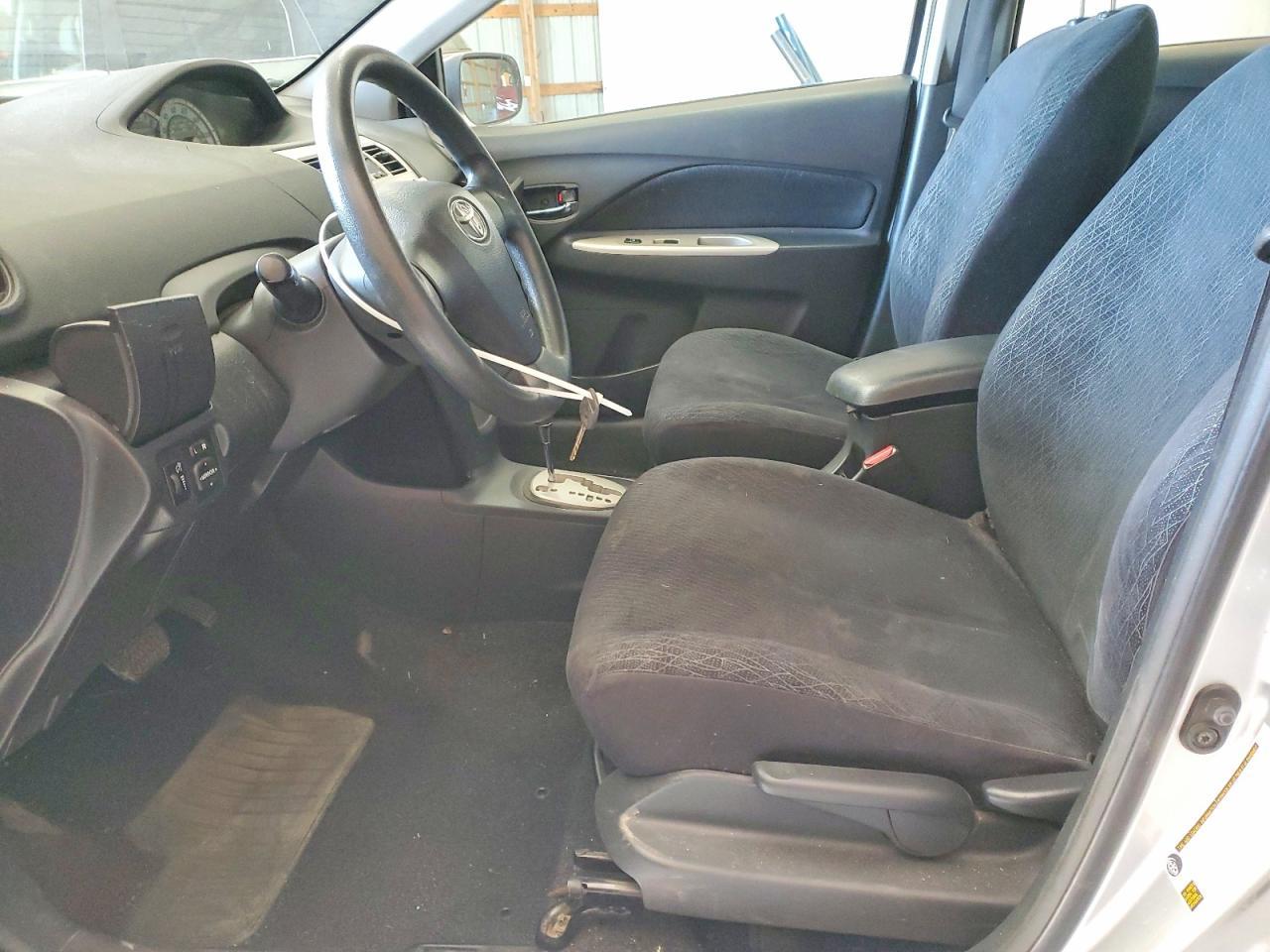 2008 Toyota Yaris - Image 7