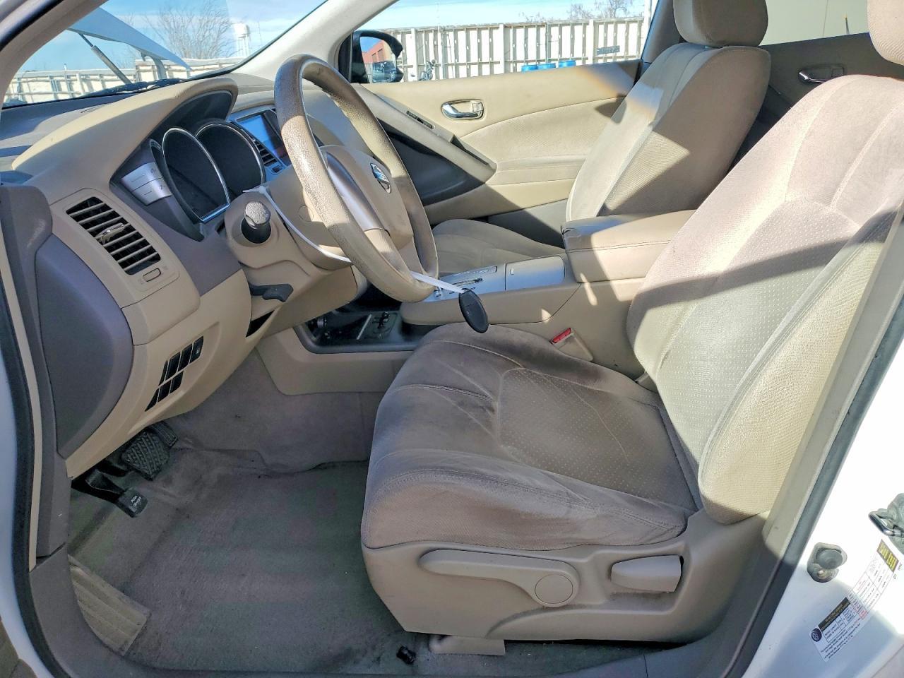 2011 Nissan Murano S - Image 7