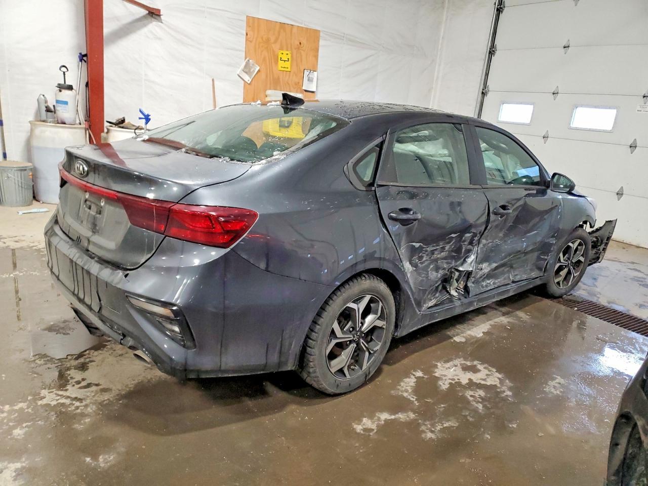 2020 Kia Forte Fe - Image 3