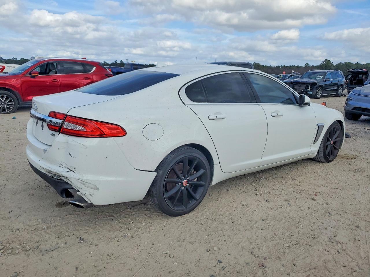 2015 Jaguar Xf 3.0 Sport - Фото 3