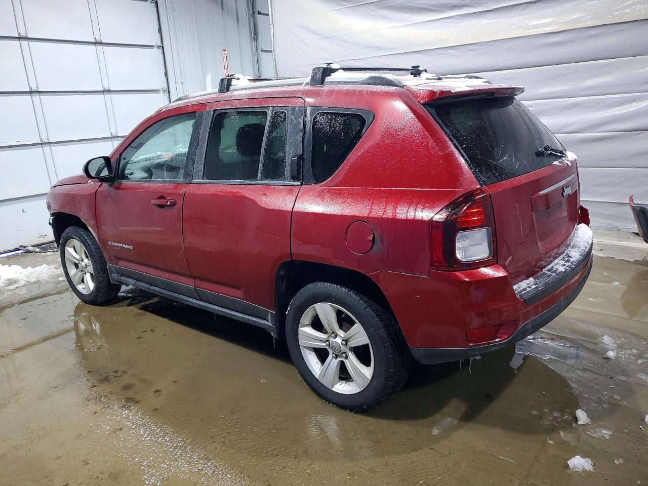 2016 Jeep Compass Sport - Фото 2