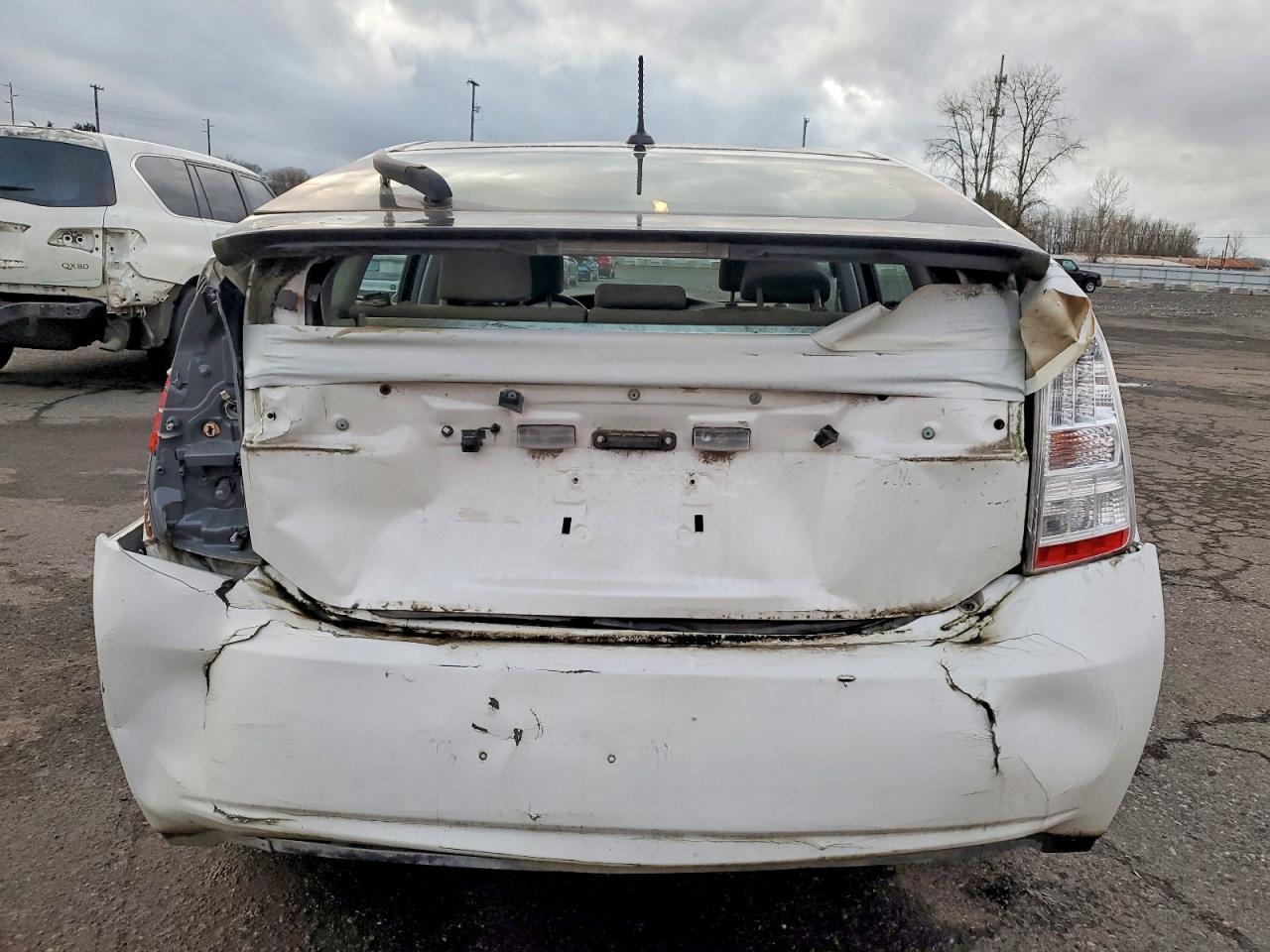 2011 Toyota Prius - Фото 6