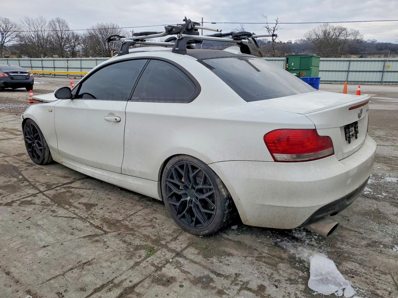 2009 BMW 135 I - Image 2