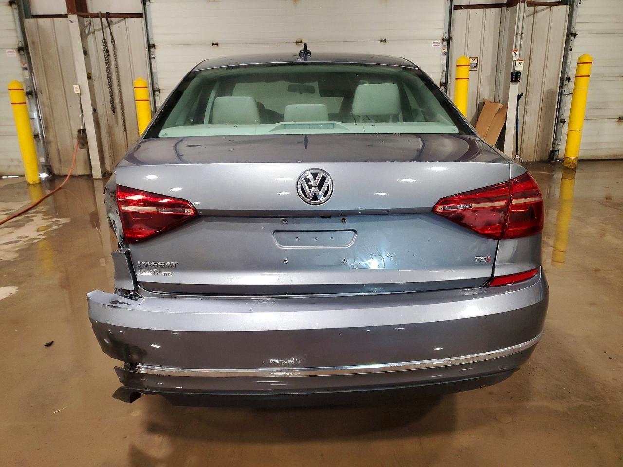 2019 Volkswagen Passat Wolfsburg - Фото 6