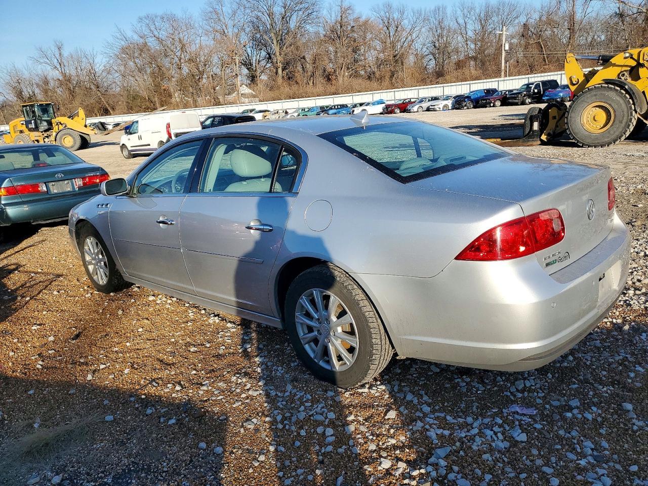 2011 Buick Lucerne Cxl - Фото 2