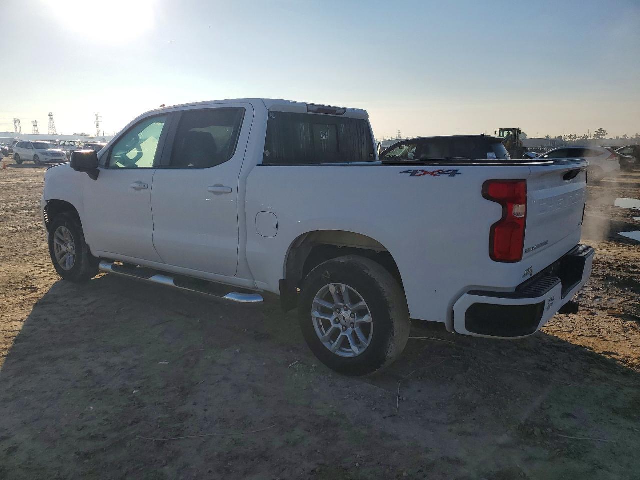 2022 Chevrolet Silverado K1500 Rst - Фото 2
