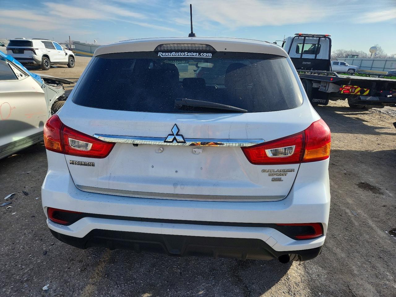 2018 Mitsubishi Outlander Sport Es - Image 6