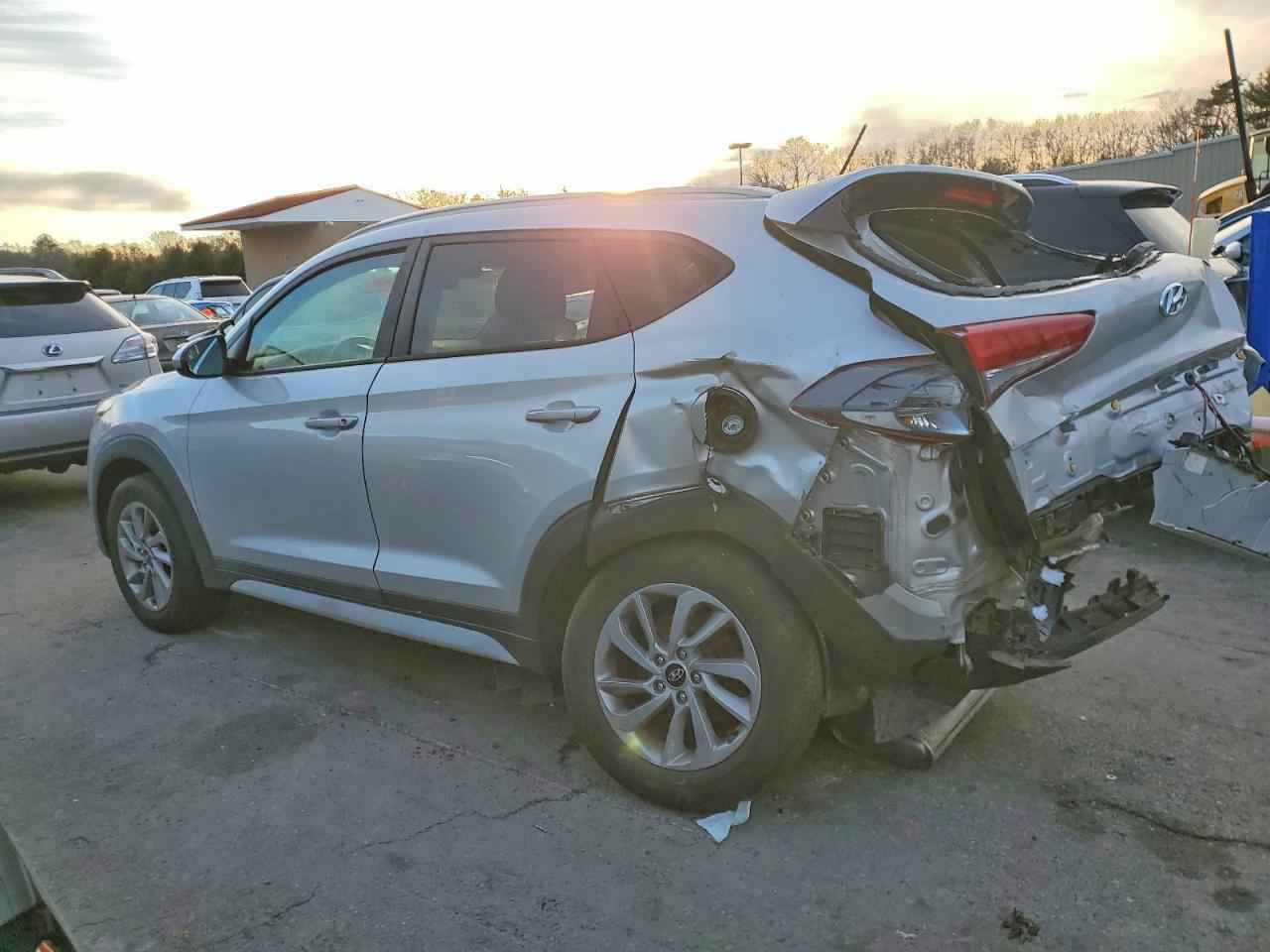 2017 Hyundai Tucson Limited - Фото 2