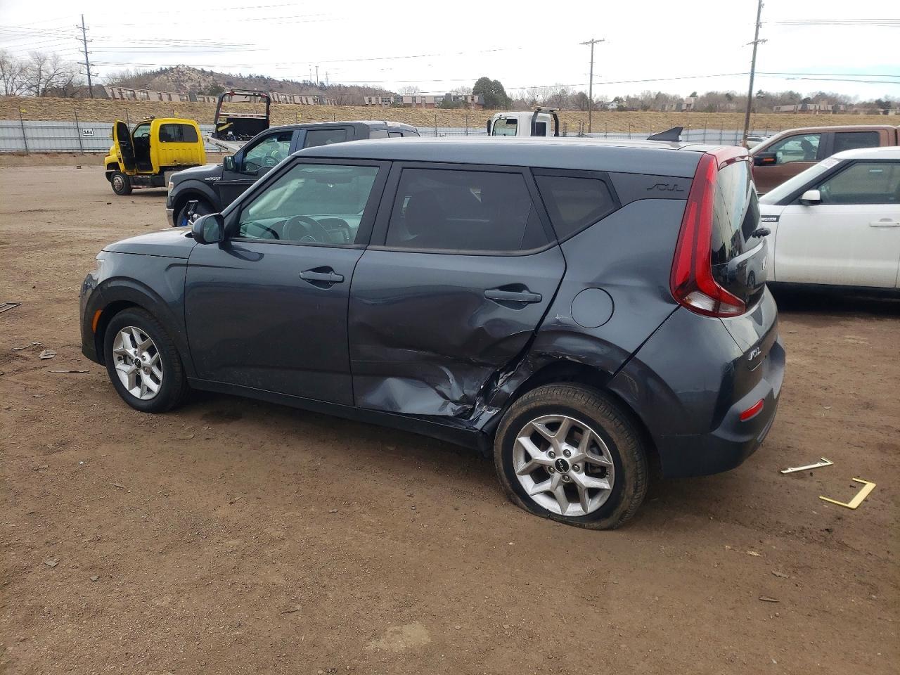 2022 Kia Soul Lx - Image 2