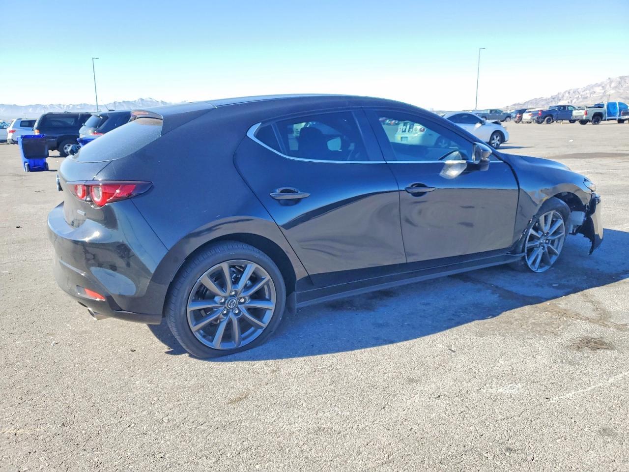 2025 Mazda 3 Preferred - Image 3
