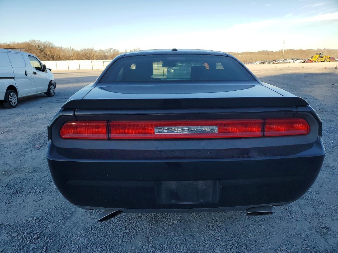 2010 Dodge Challenger - Image 6