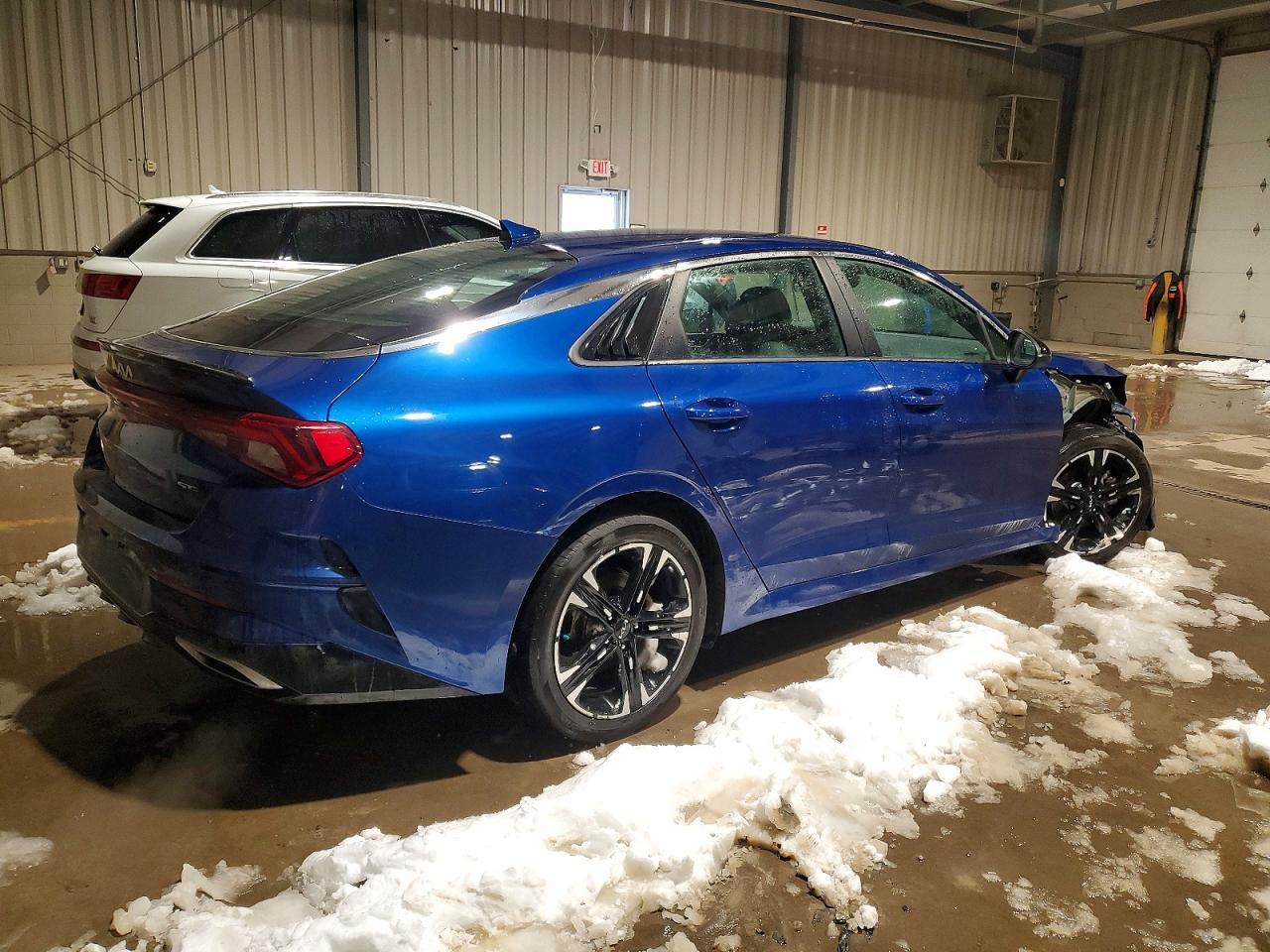 2022 Kia K5 Gt Line - Фото 3