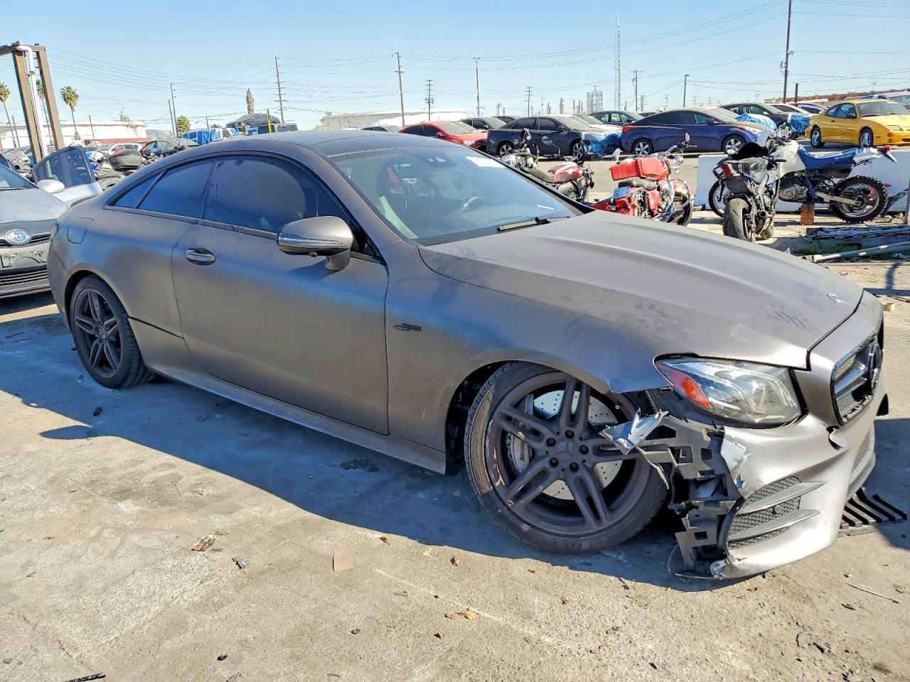 2019 Mercedes Benz E - Image 4